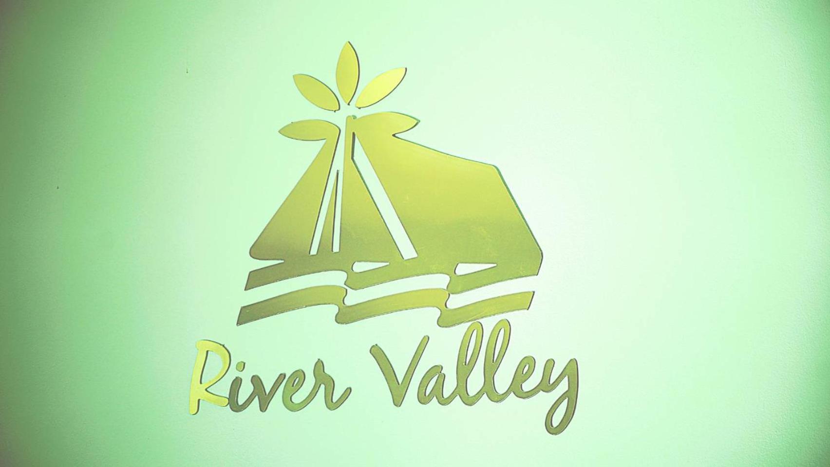 River Valley Resort แอทน่าน Exterior foto